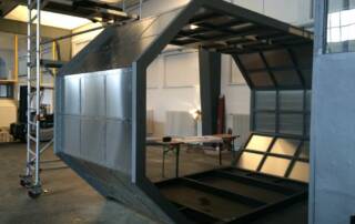 Snowden - Kulissenbau, Kulissenbau. GRIZZLY Filmbau GmbH