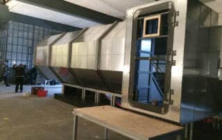 Snowden - Kulissenbau, Kulissenbau. GRIZZLY Filmbau GmbH