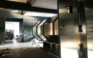 Snowden - Kulissenbau, Kulissenbau. GRIZZLY Filmbau GmbH