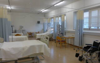 Snowden - Kulissenbau, Kulissenbau. GRIZZLY Filmbau GmbH