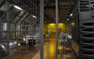 Snowden - Kulissenbau, Kulissenbau. GRIZZLY Filmbau GmbH